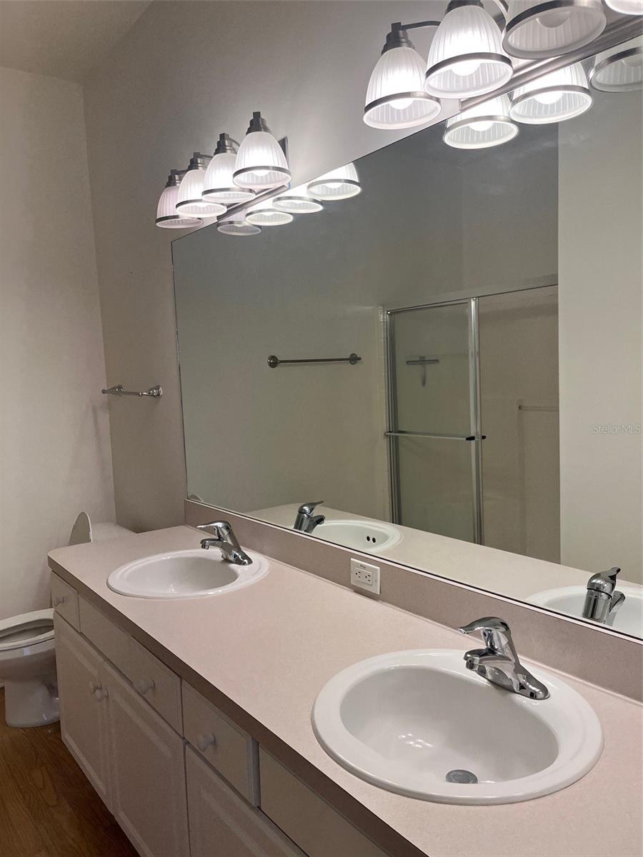 Image 14 of 25 For 20721 Eustis Road