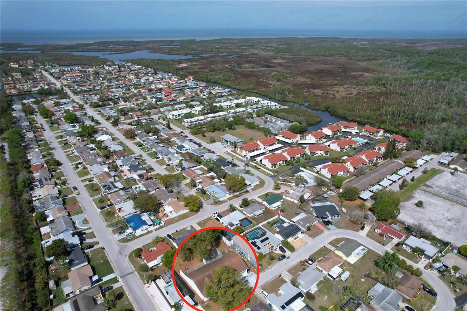 Image 8 of 38 For 9741 Lamantin Drive