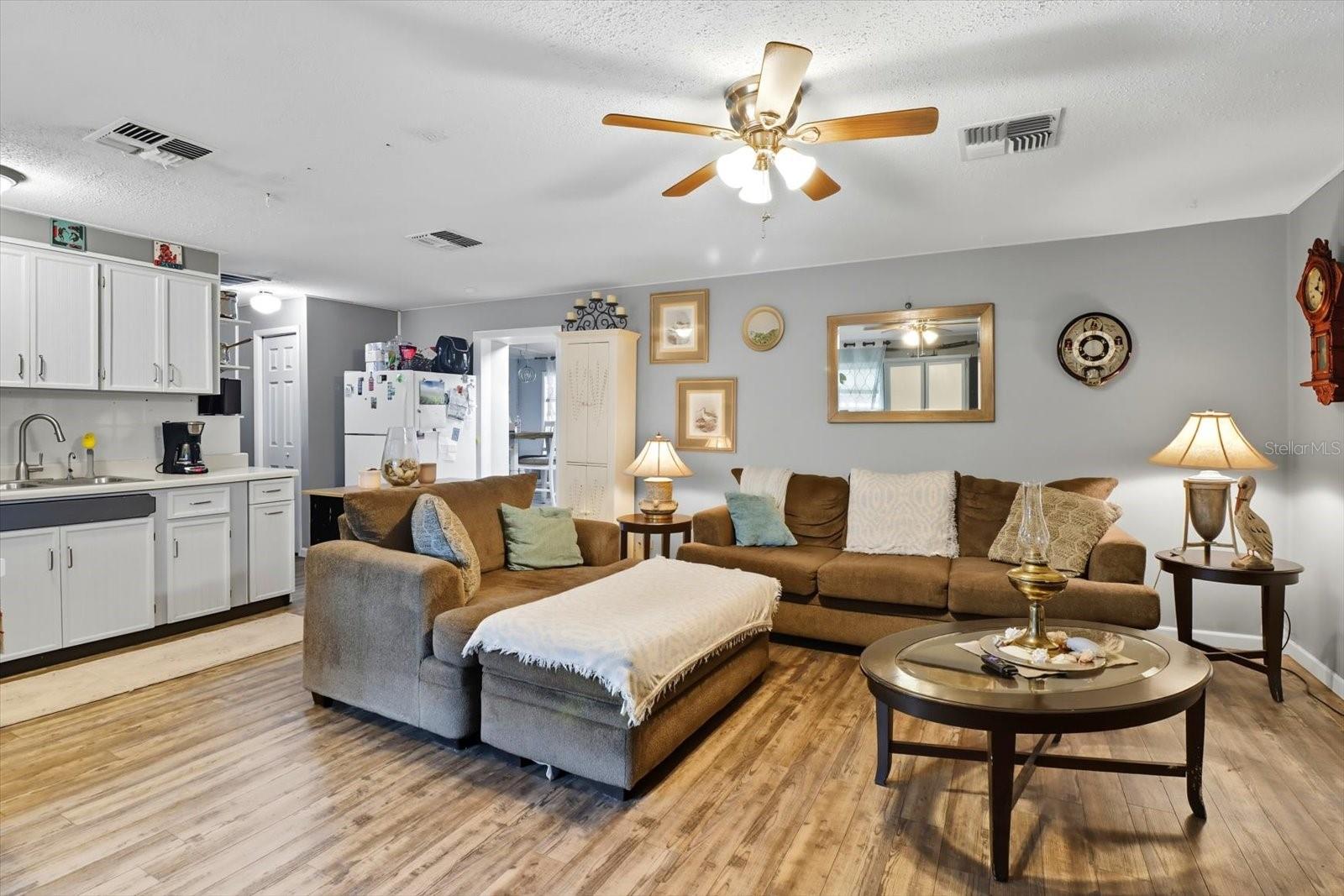 Image 12 of 44 For 10160 Bass Circle