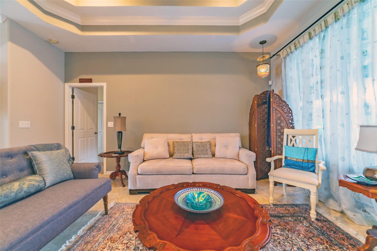 Listing photo id 9 for 4347 Gevalia Drive