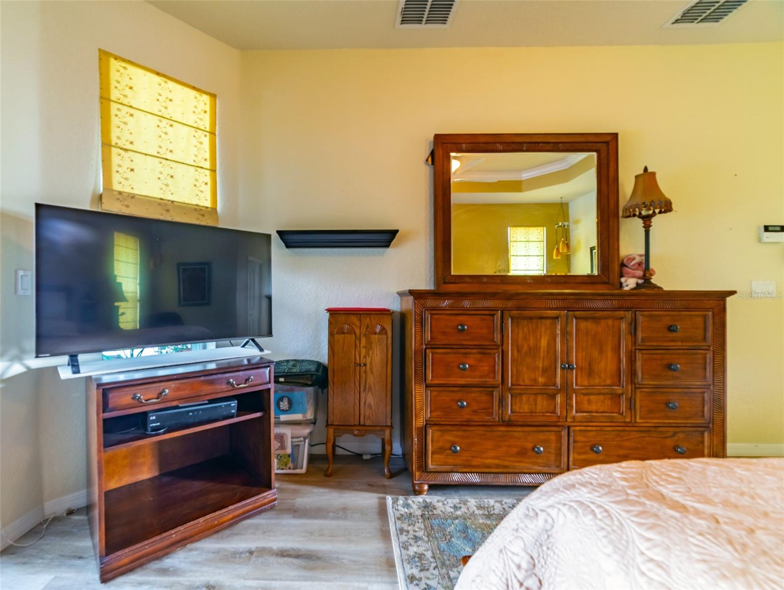 Listing photo id 19 for 4347 Gevalia Drive