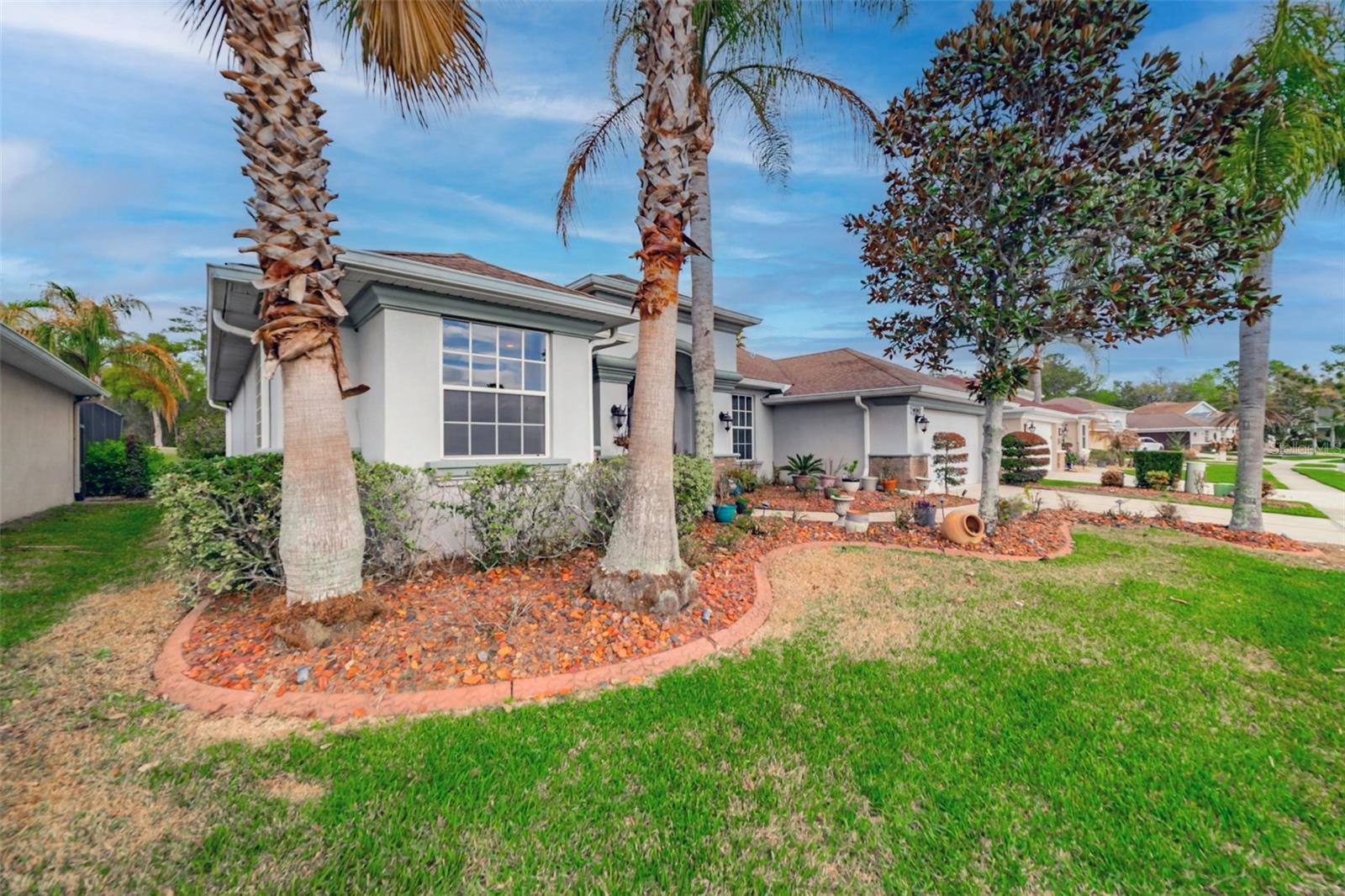Listing photo id 2 for 4347 Gevalia Drive