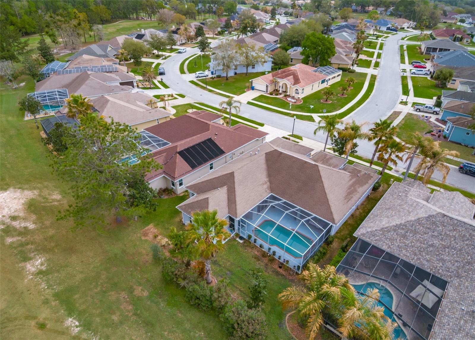 Listing photo id 81 for 4347 Gevalia Drive