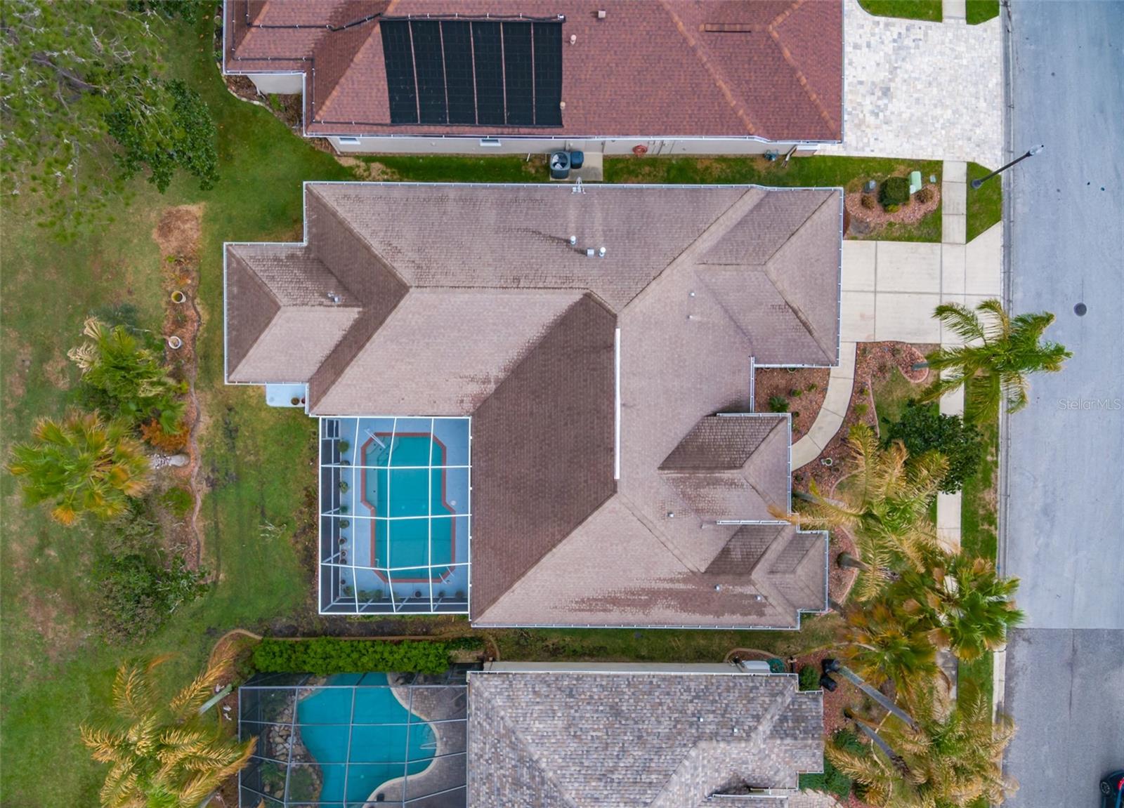 Listing photo id 82 for 4347 Gevalia Drive