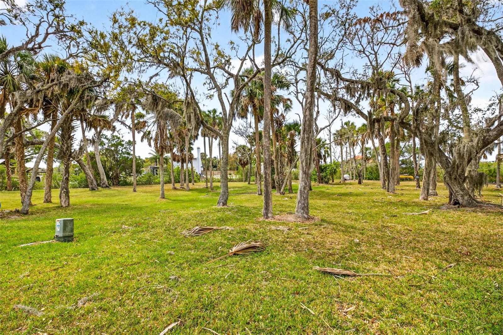 Image 12 of 29 For 5400 Tropical Woods Court