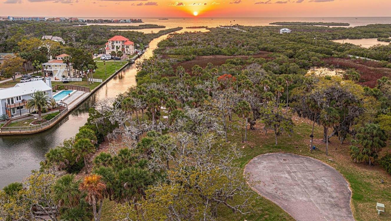 Image 6 of 29 For 5400 Tropical Woods Court