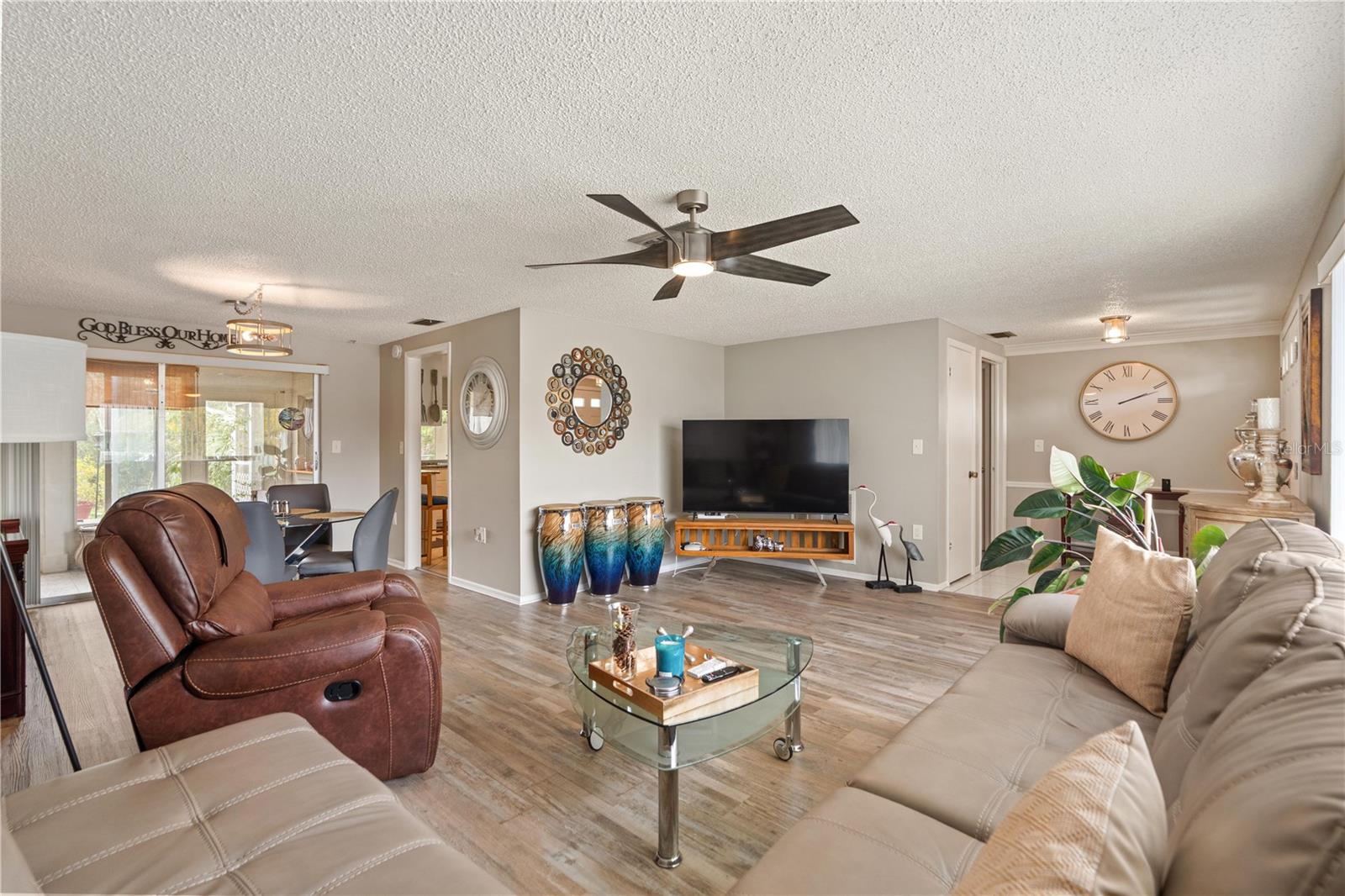 Image 6 of 41 For 8204 Heartwood Lane