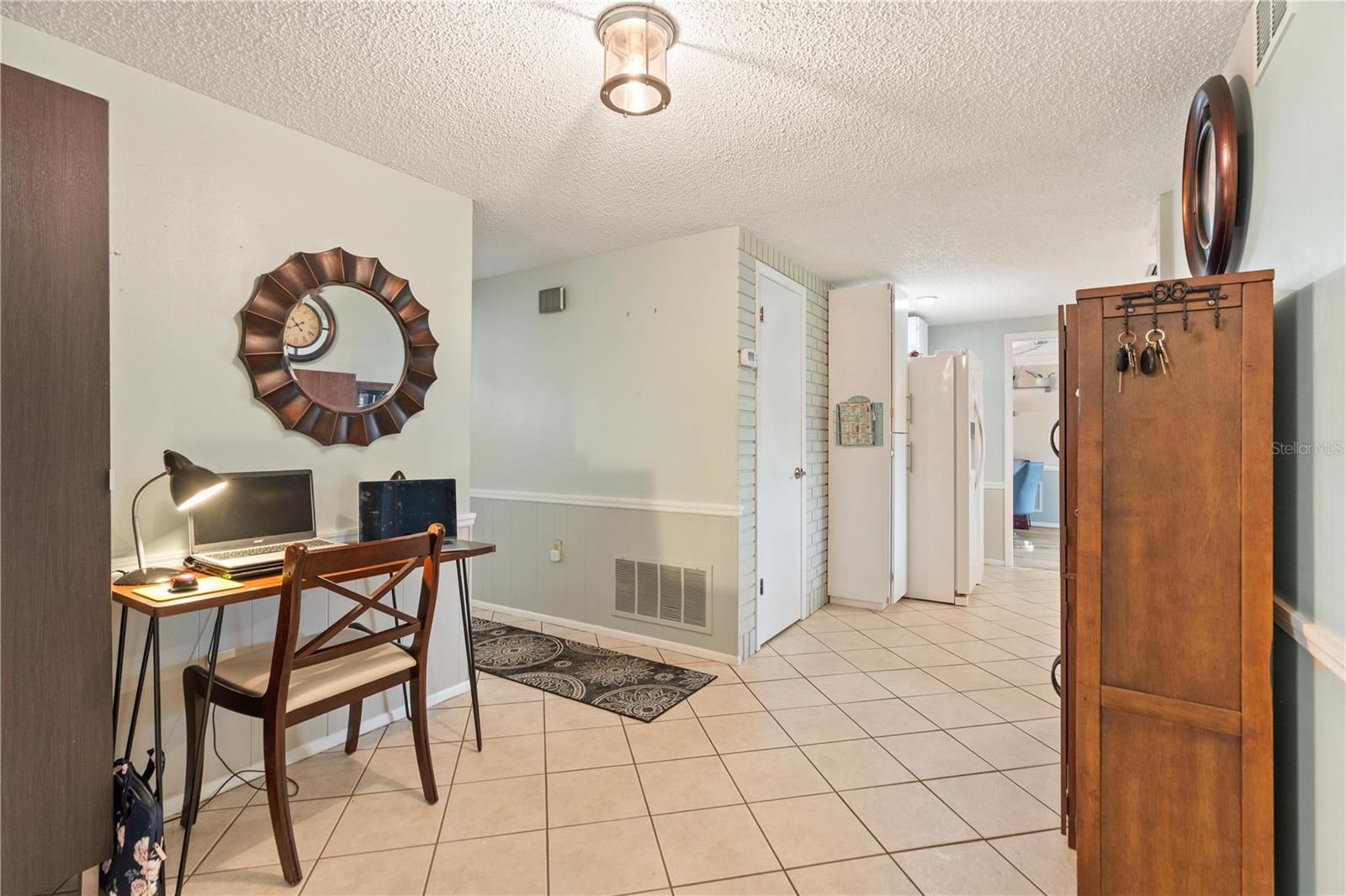 Image 9 of 41 For 8204 Heartwood Lane