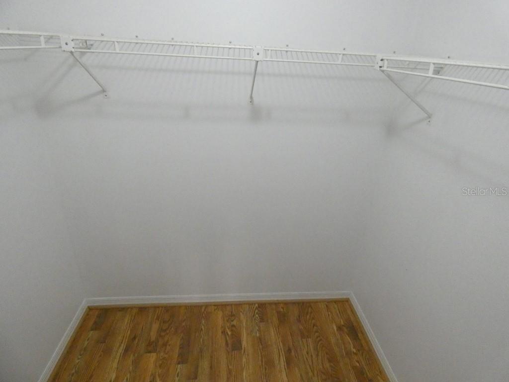 Image 22 of 30 For 2211 Eisenhower Drive 106