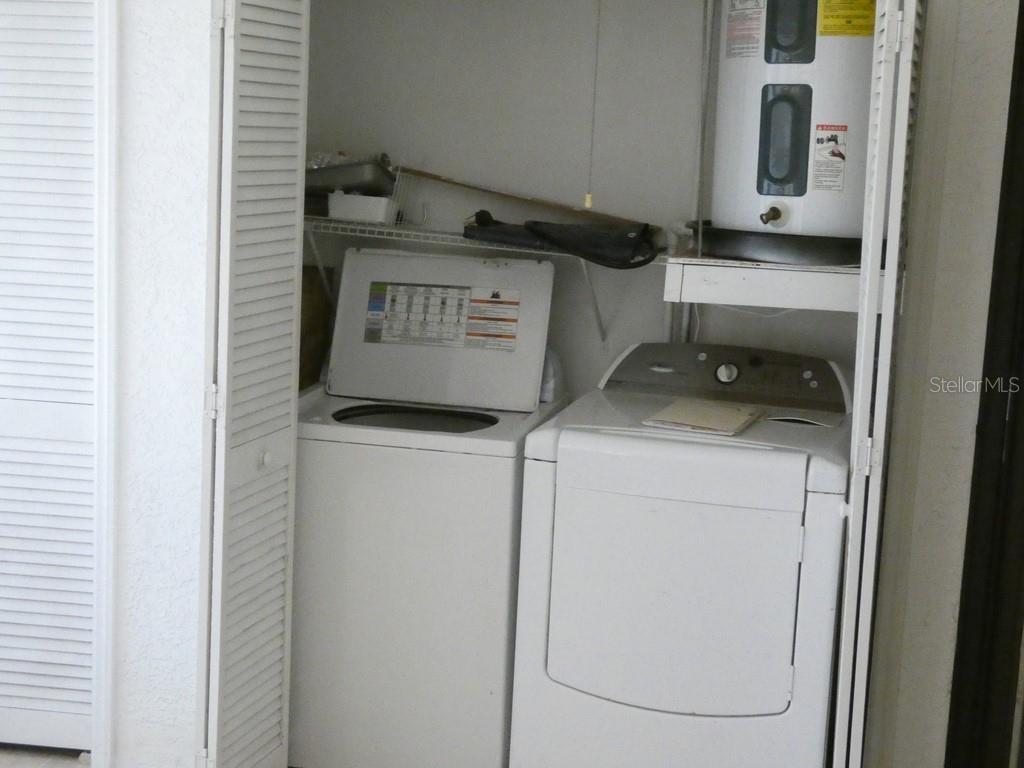 Image 23 of 30 For 2211 Eisenhower Drive 106