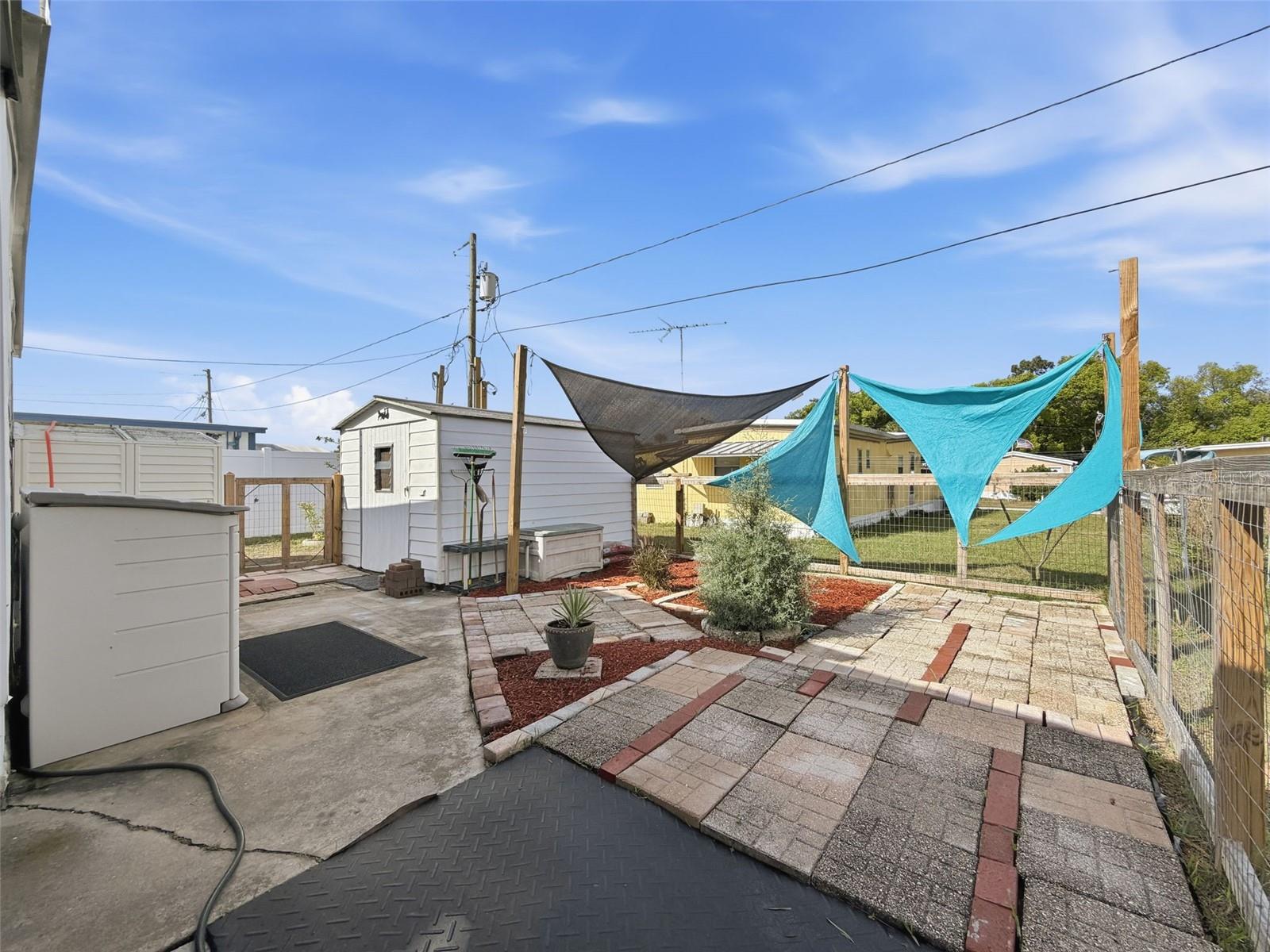 Image 25 of 36 For 6631 Silverbell Drive