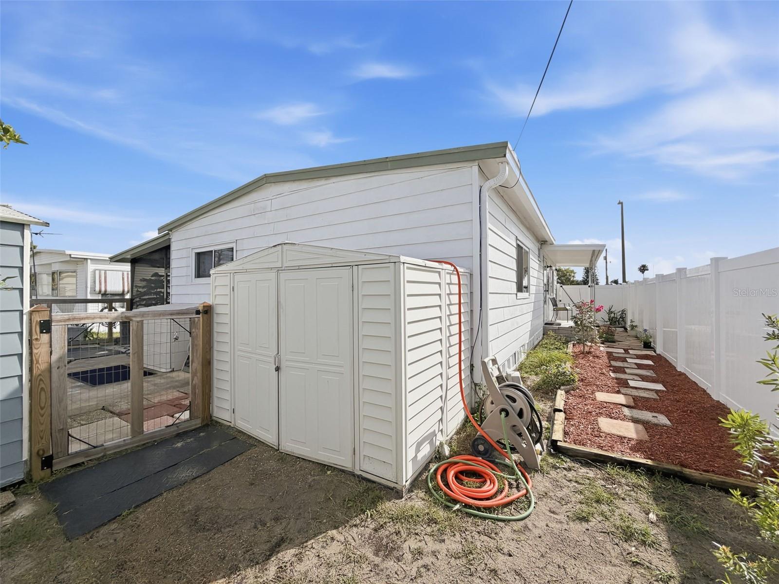 Image 28 of 36 For 6631 Silverbell Drive