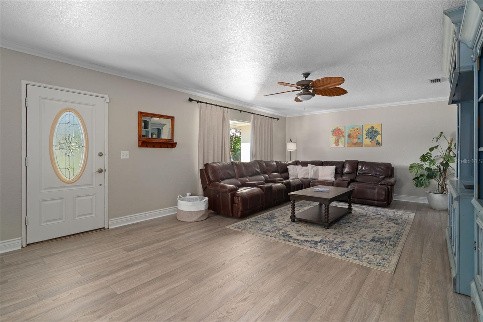 Image 11 of 71 For 502 3rd Avenue Se