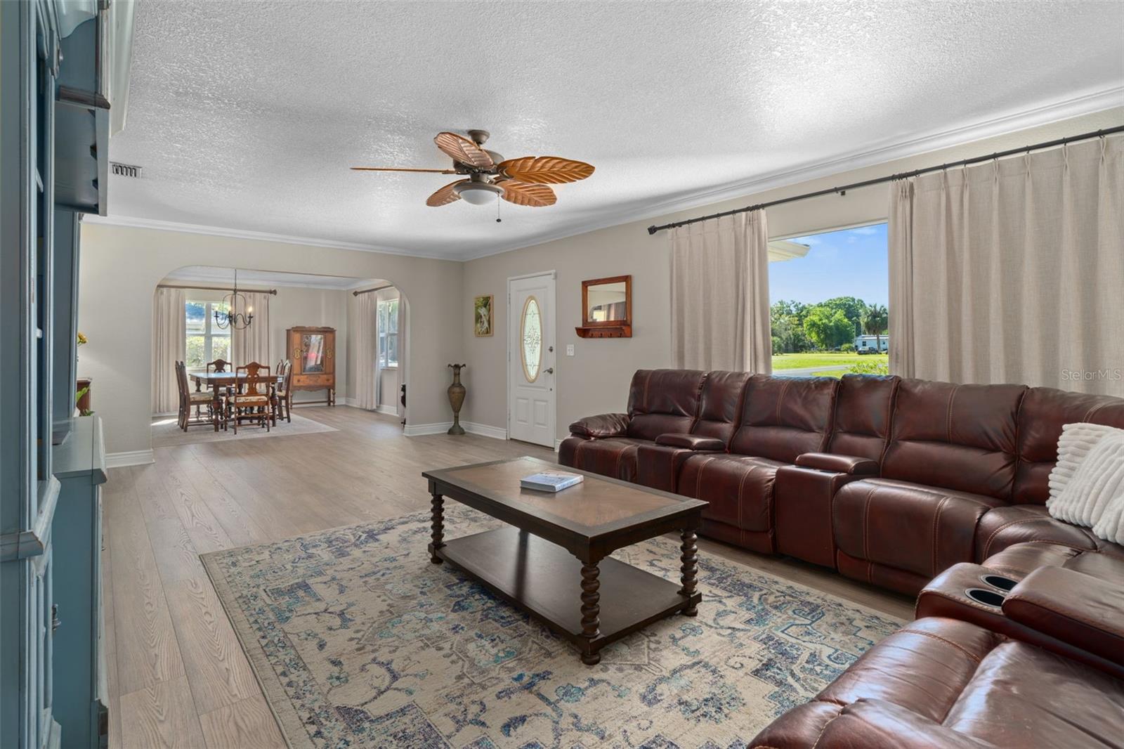 Image 13 of 71 For 502 3rd Avenue Se