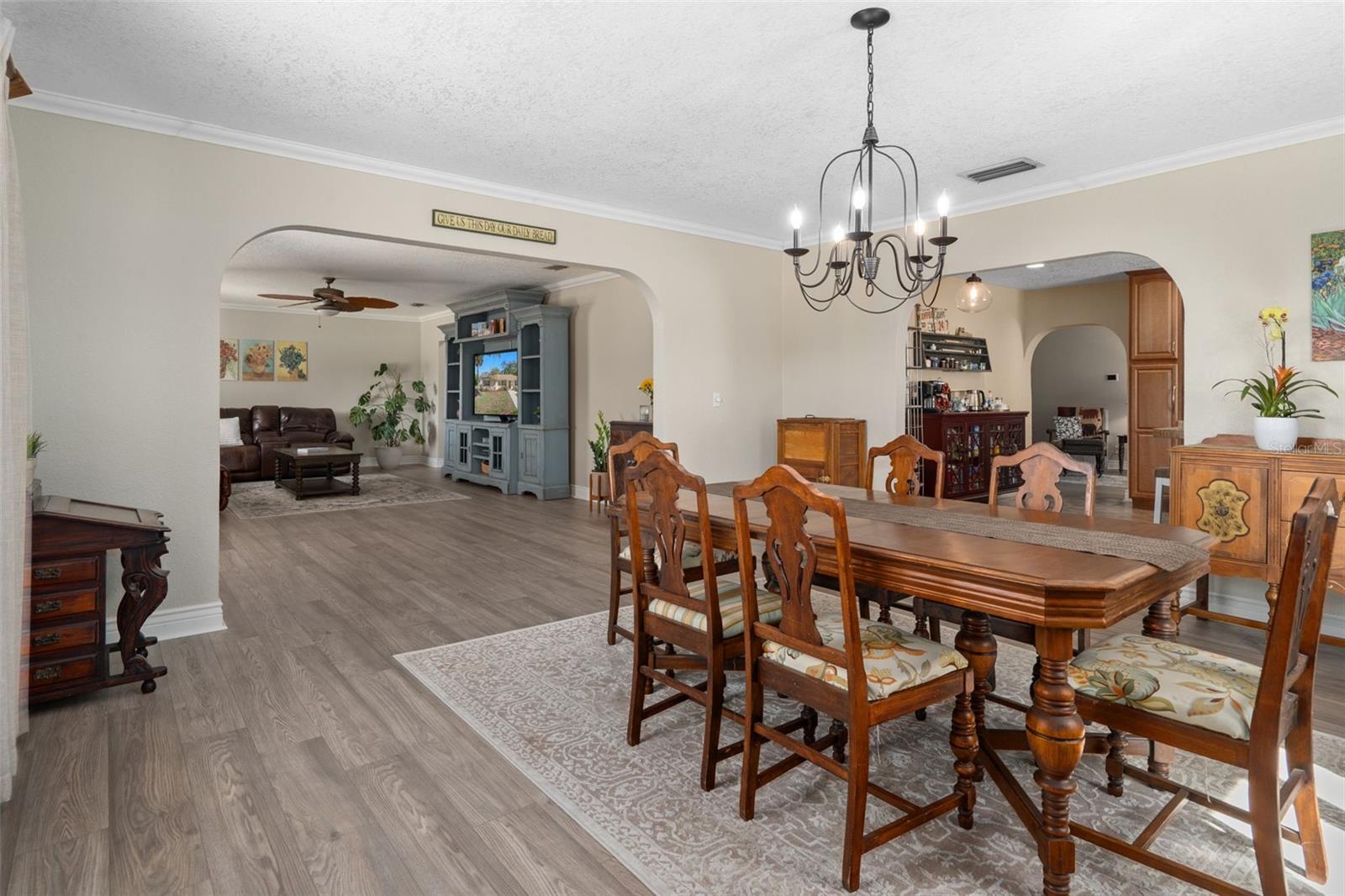 Image 16 of 71 For 502 3rd Avenue Se