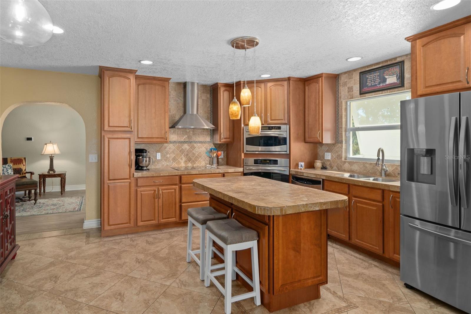 Image 18 of 71 For 502 3rd Avenue Se