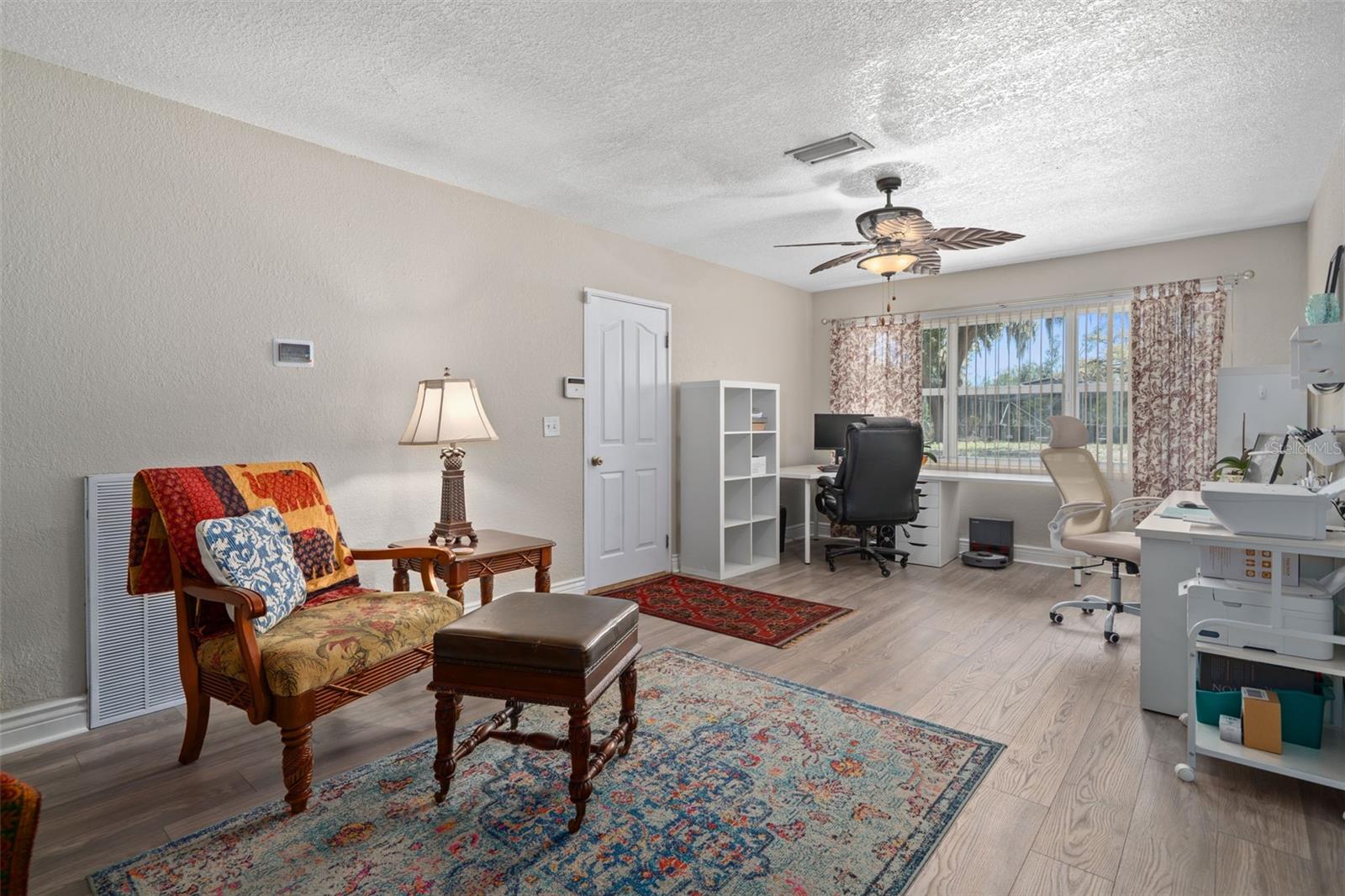 Image 24 of 71 For 502 3rd Avenue Se