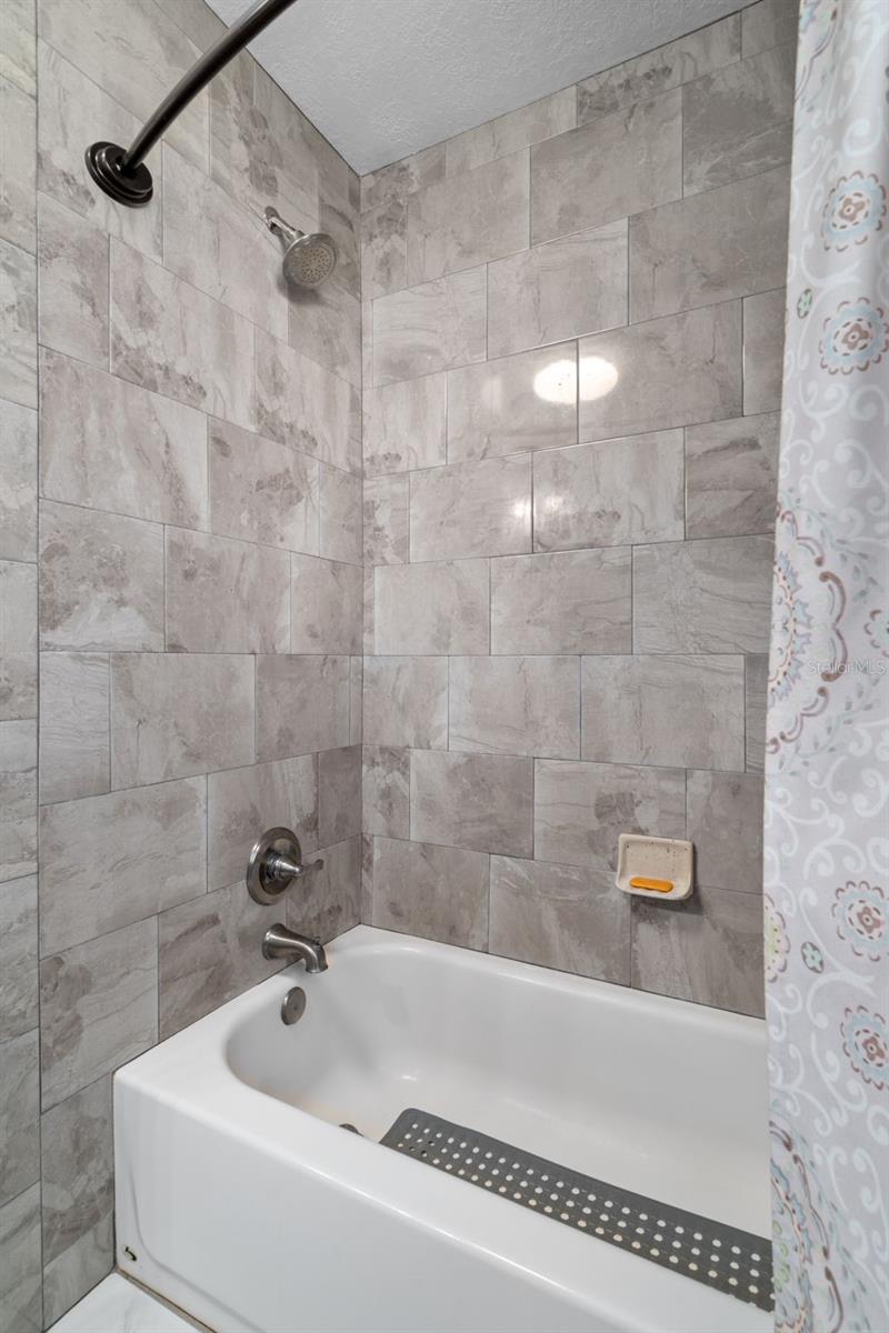 Image 40 of 71 For 502 3rd Avenue Se