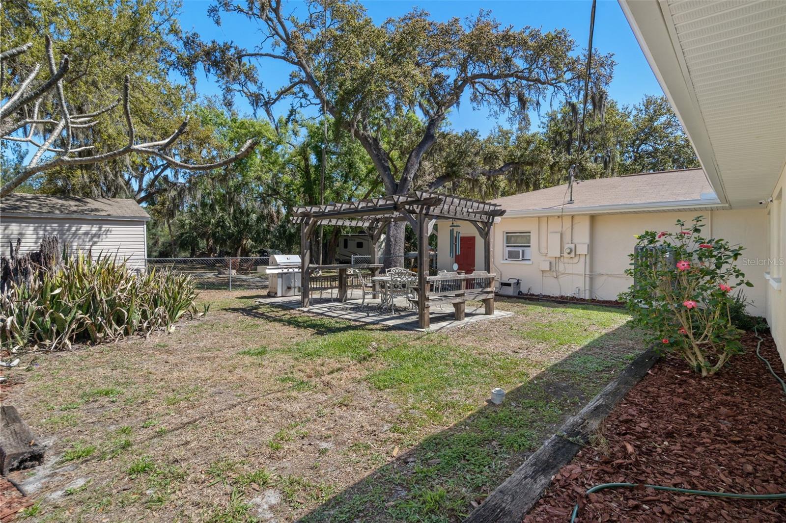 Image 50 of 71 For 502 3rd Avenue Se