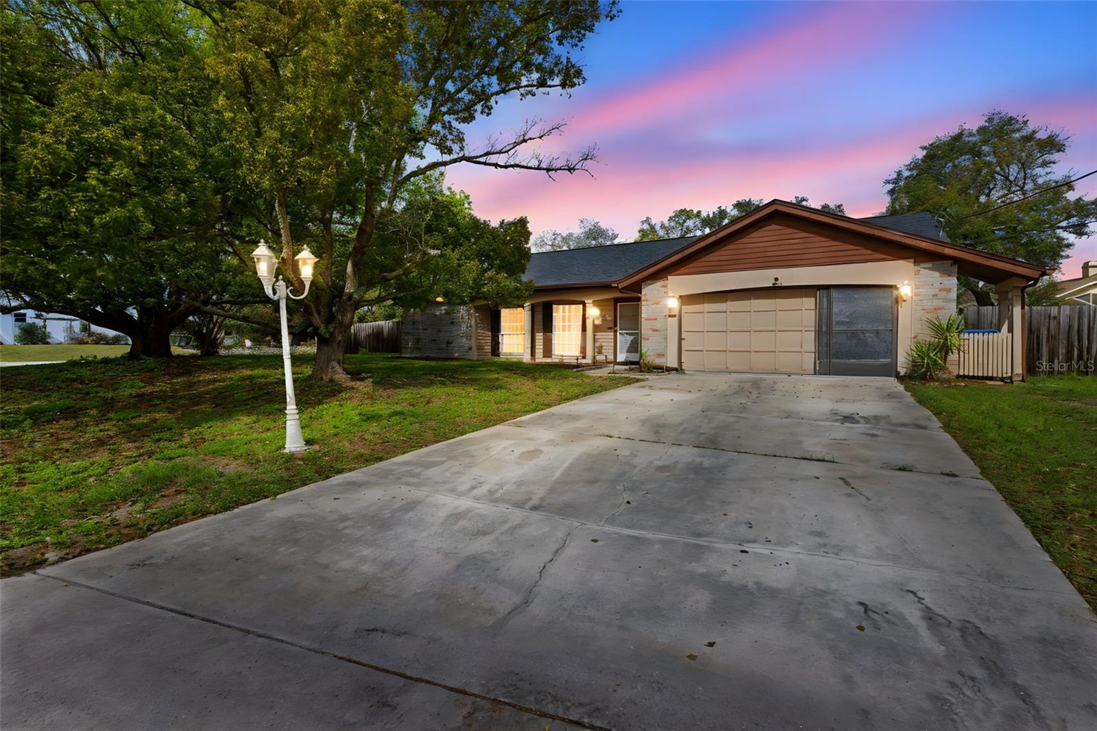 Image 12 of 51 For 3305 Abeline Road