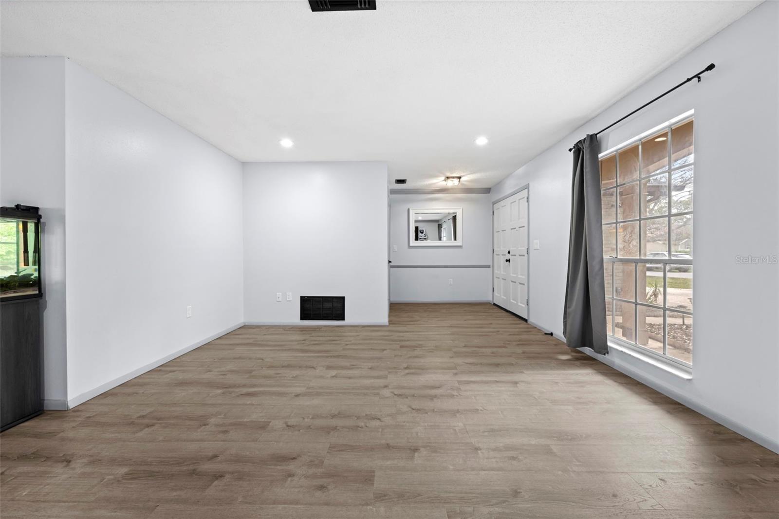 Image 18 of 51 For 3305 Abeline Road