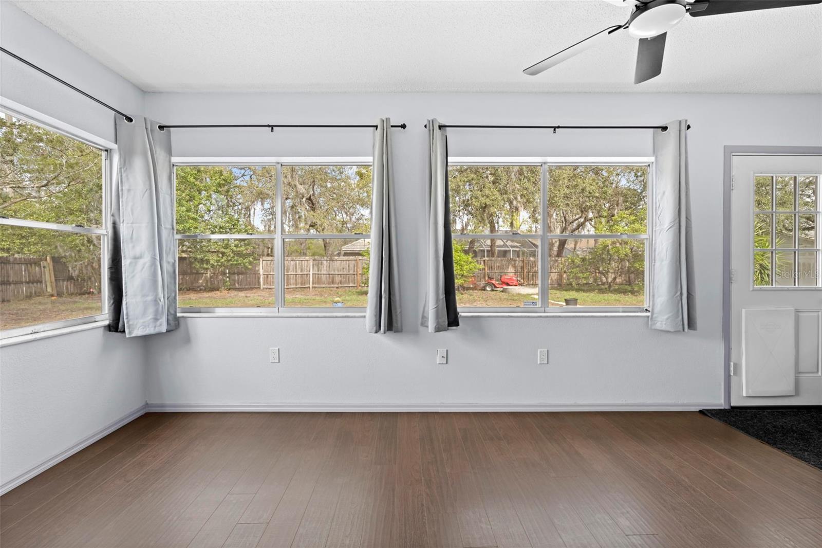 Image 23 of 51 For 3305 Abeline Road