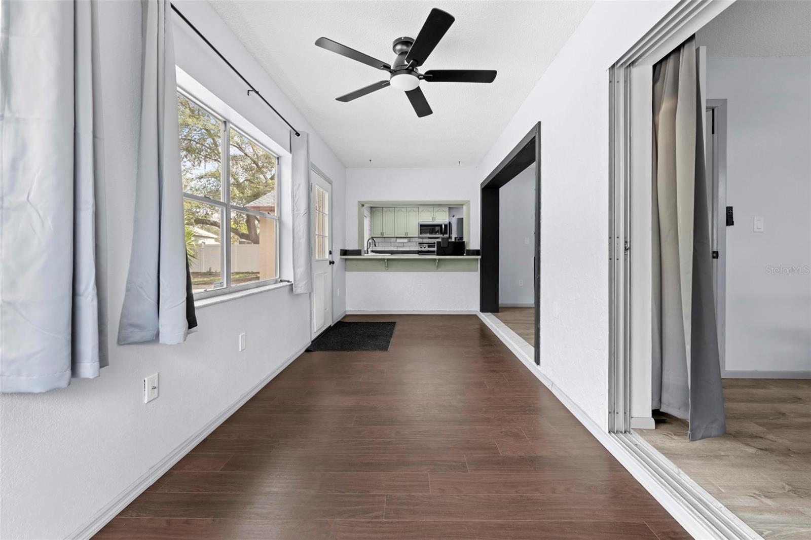 Image 24 of 51 For 3305 Abeline Road