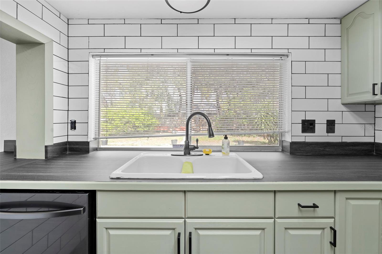 Image 27 of 51 For 3305 Abeline Road