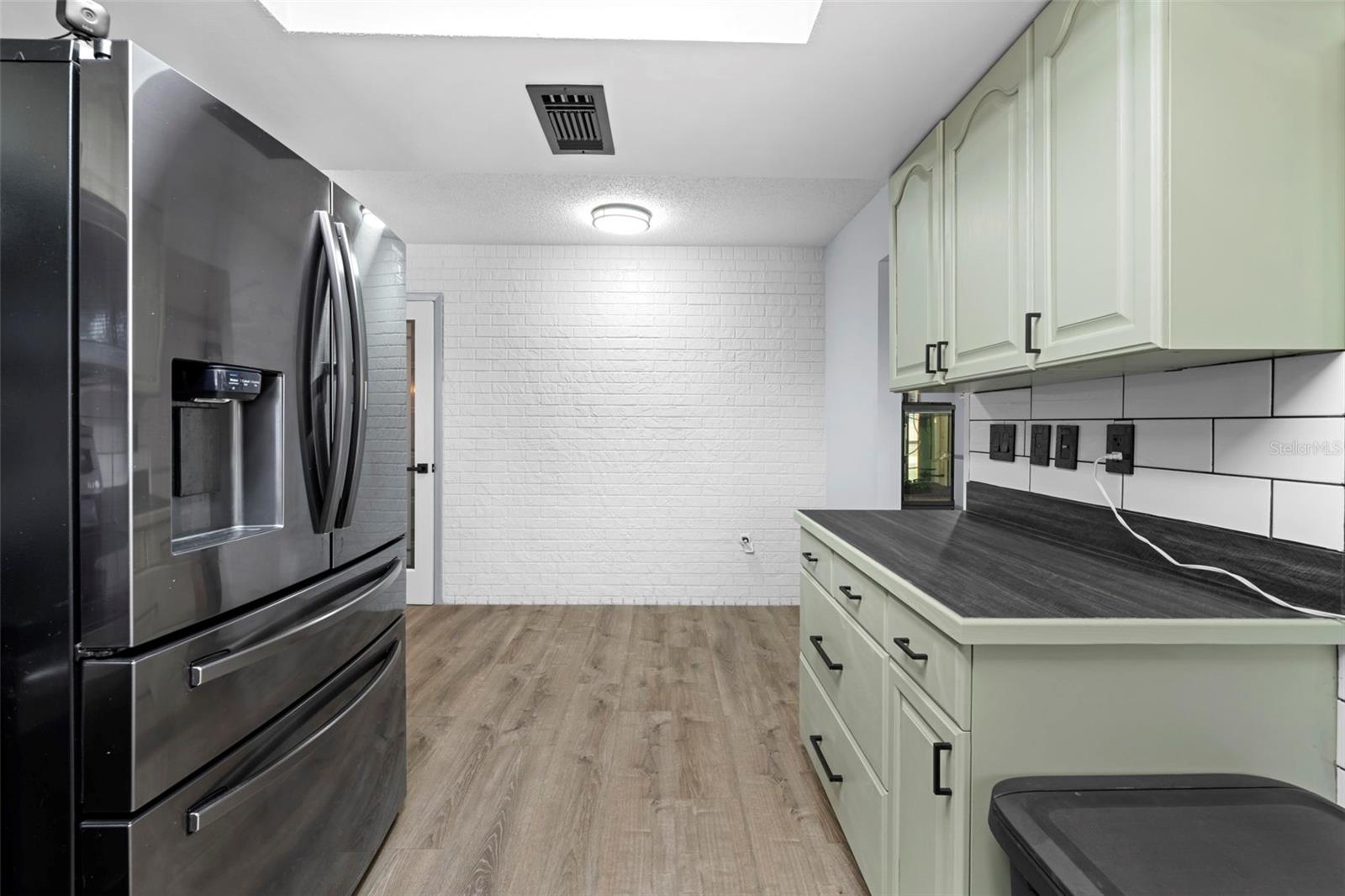 Image 29 of 51 For 3305 Abeline Road