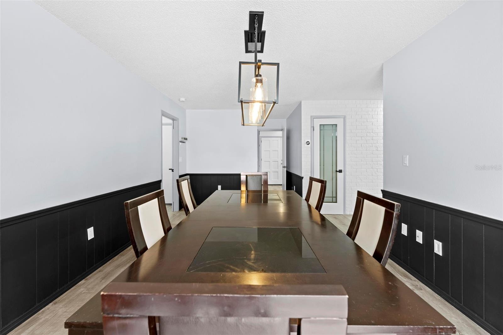 Image 33 of 51 For 3305 Abeline Road