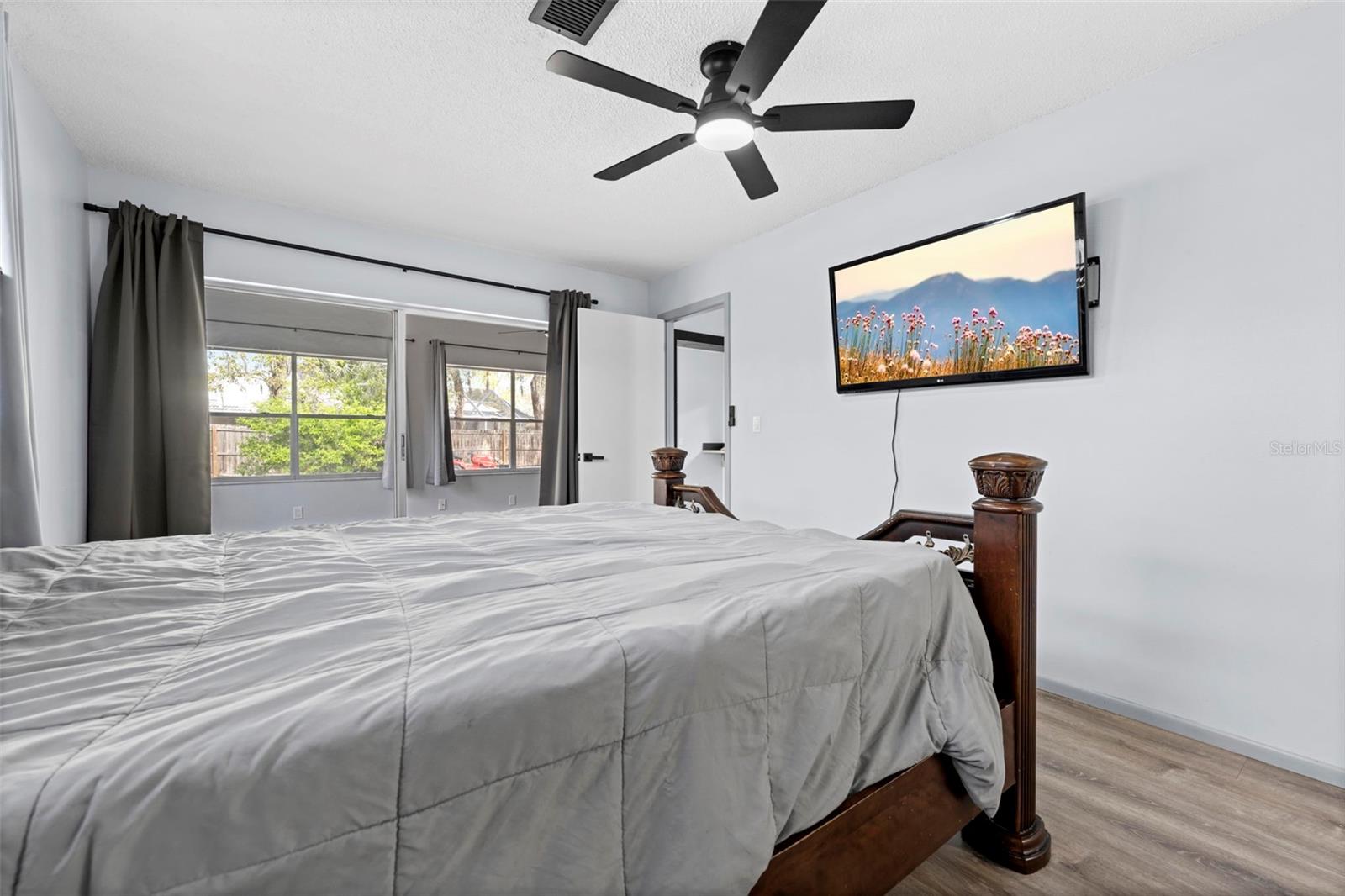 Image 35 of 51 For 3305 Abeline Road