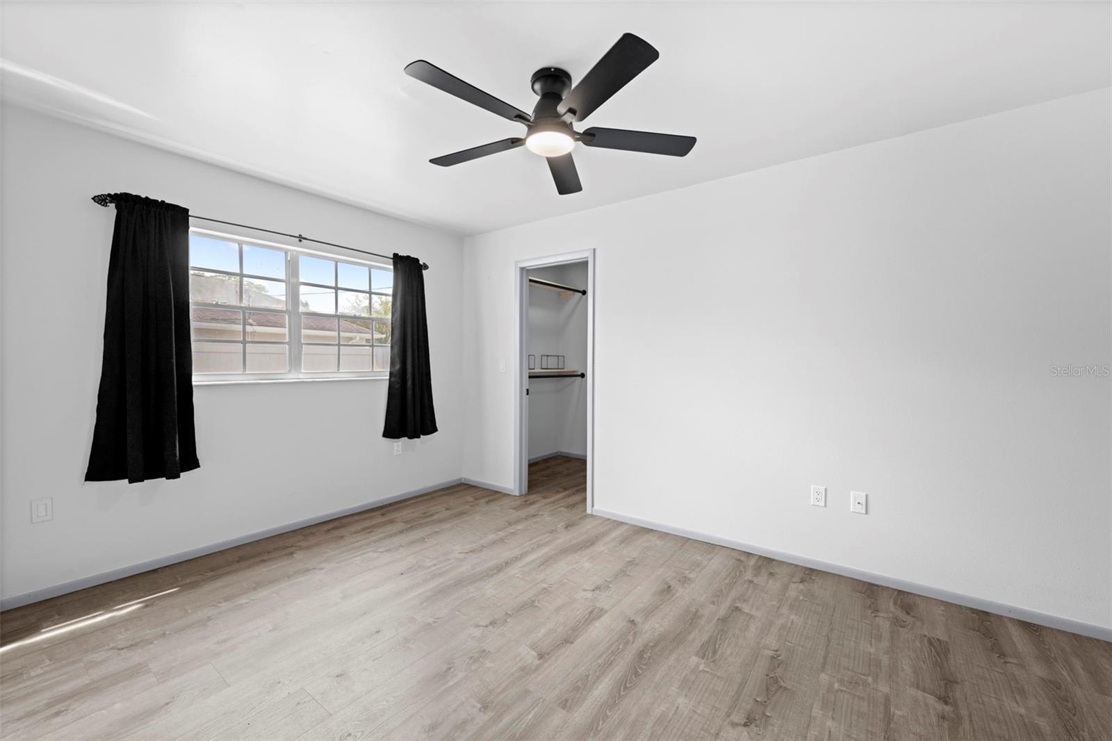 Image 38 of 51 For 3305 Abeline Road