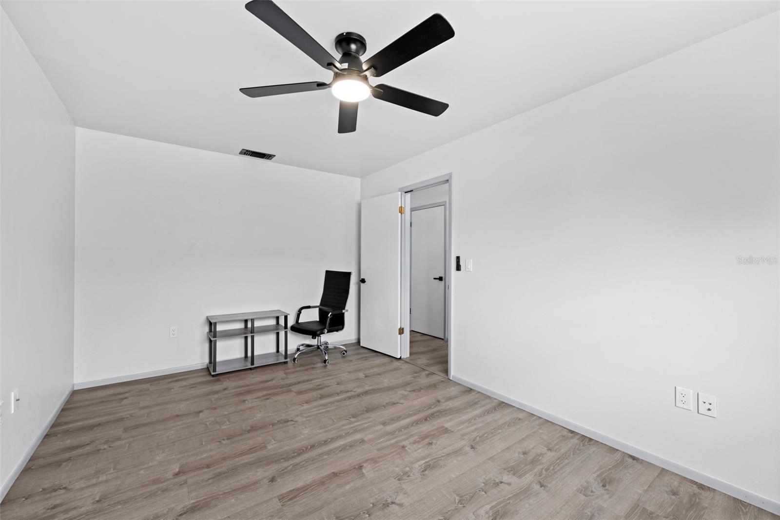 Image 39 of 51 For 3305 Abeline Road