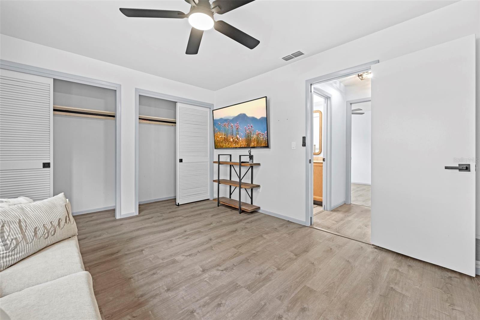 Image 40 of 51 For 3305 Abeline Road