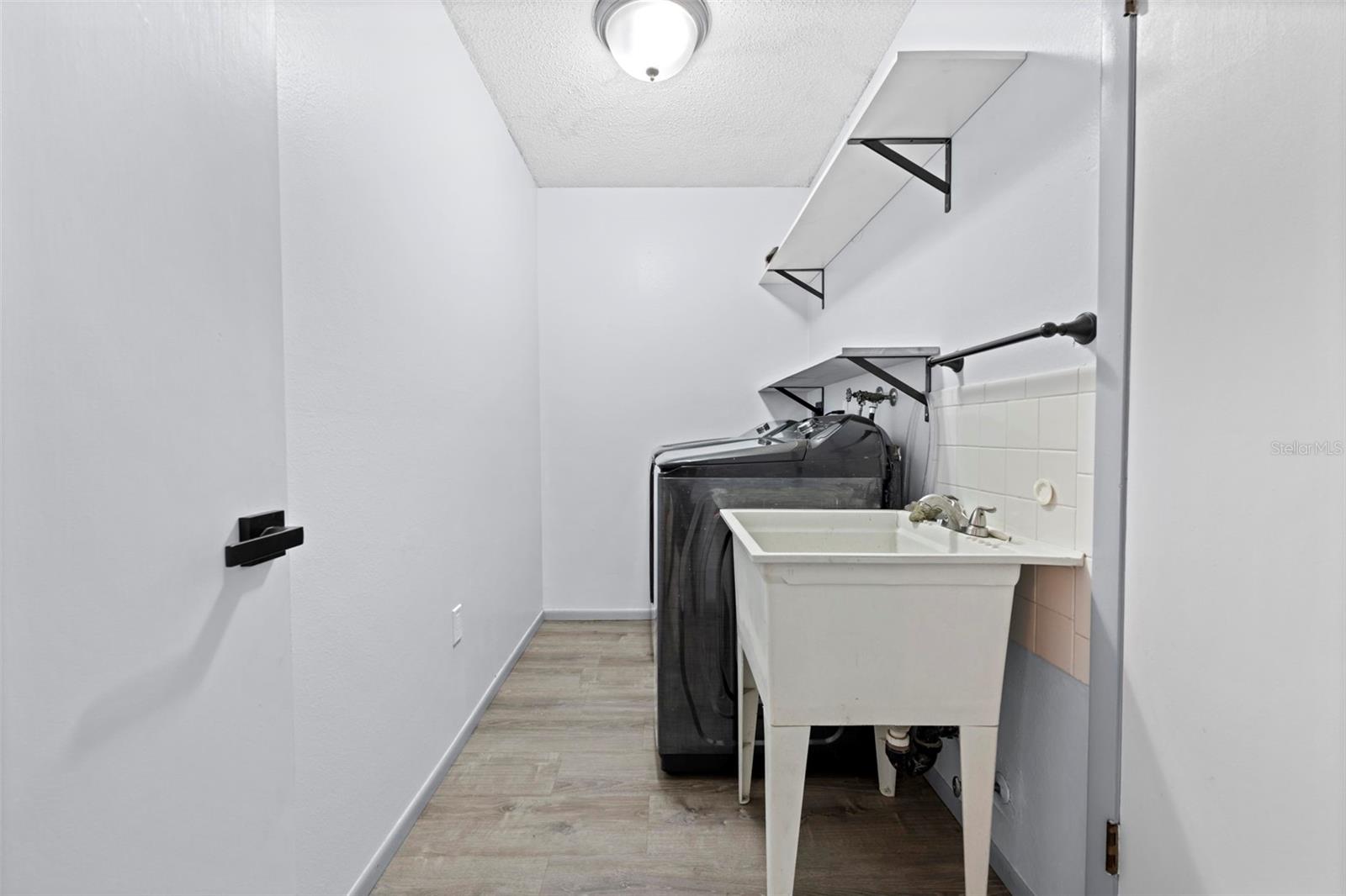 Image 43 of 51 For 3305 Abeline Road