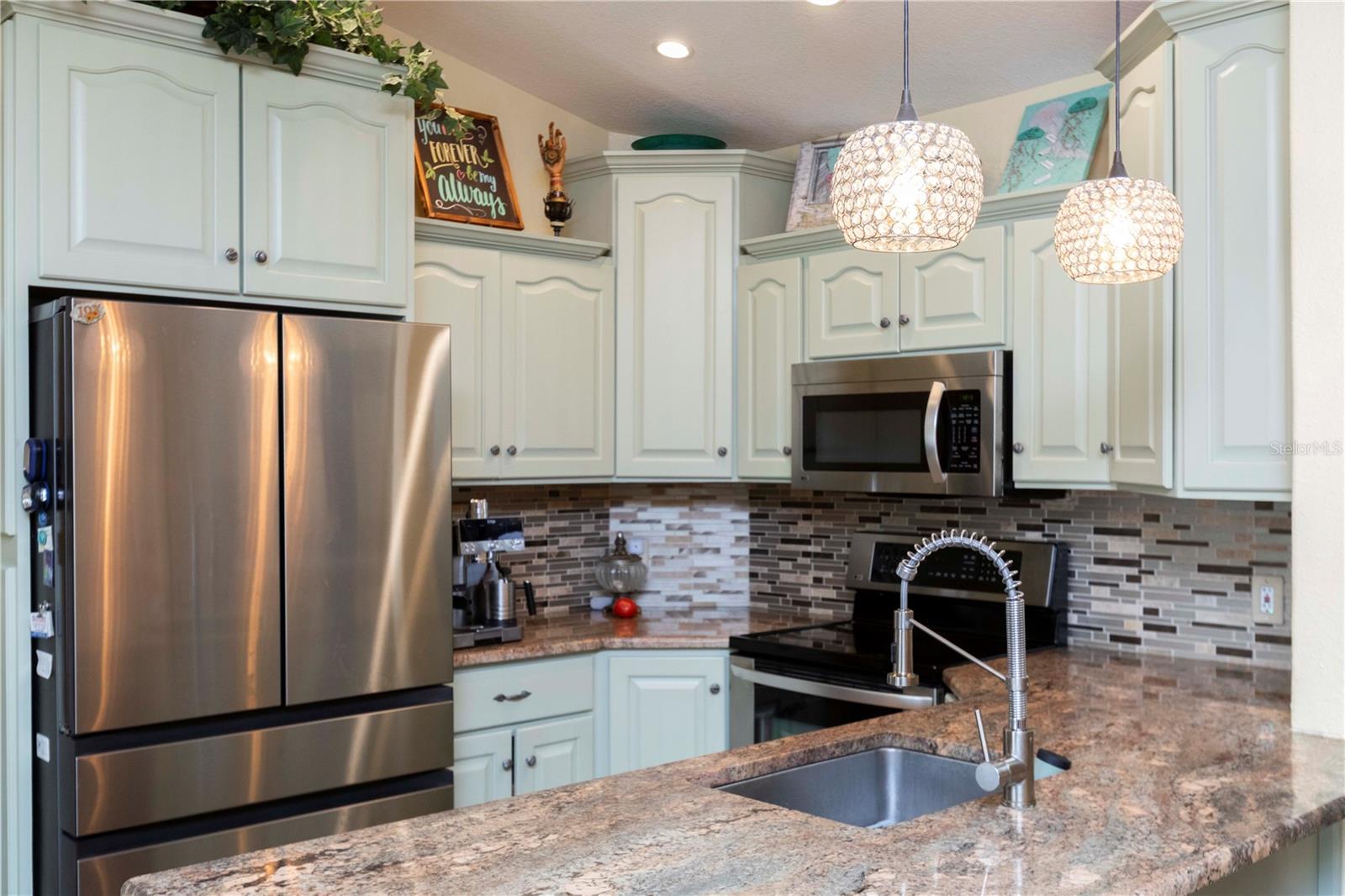 Image 12 of 59 For 5641 Mossberg Drive