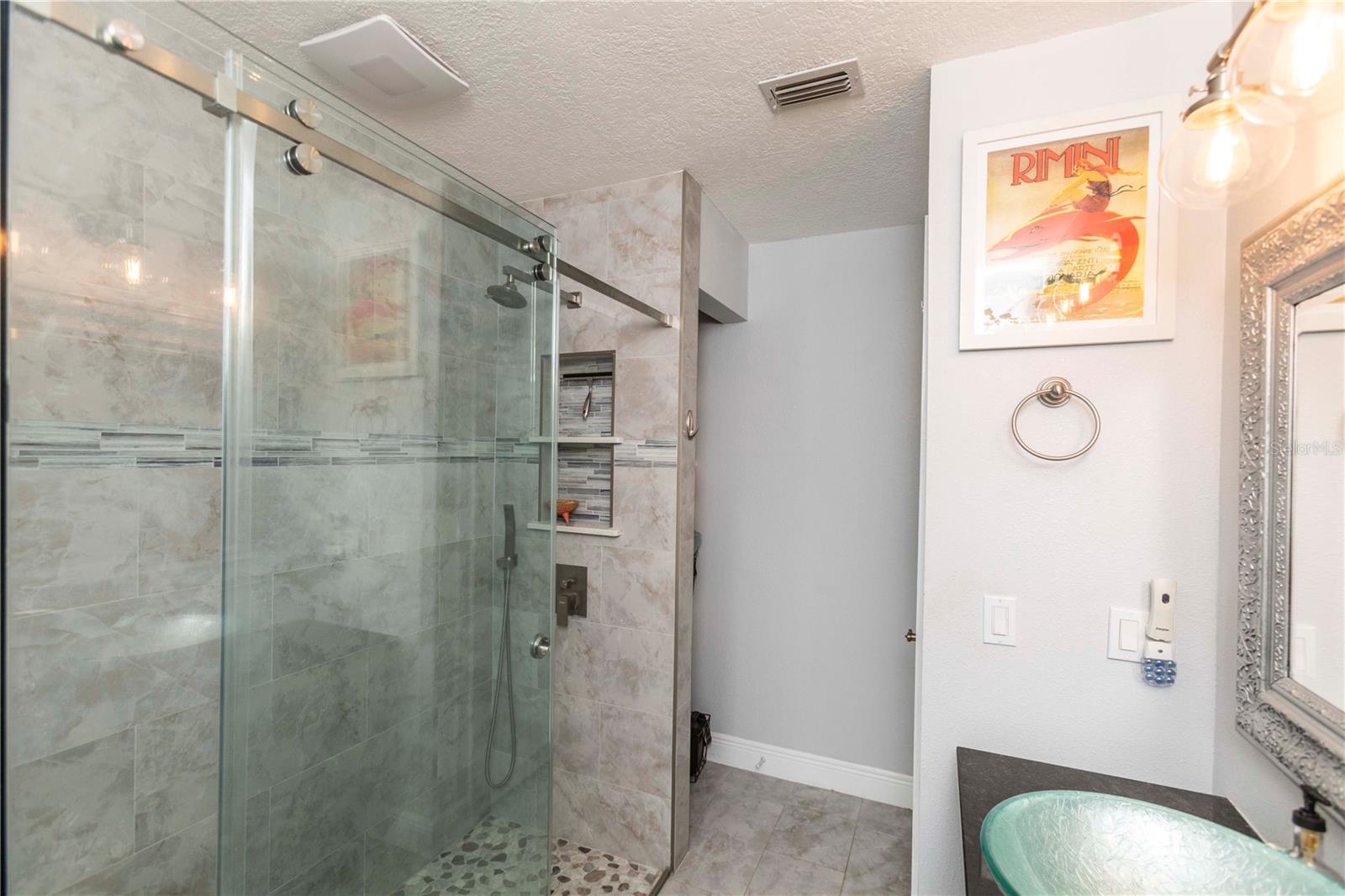 Image 33 of 59 For 5641 Mossberg Drive