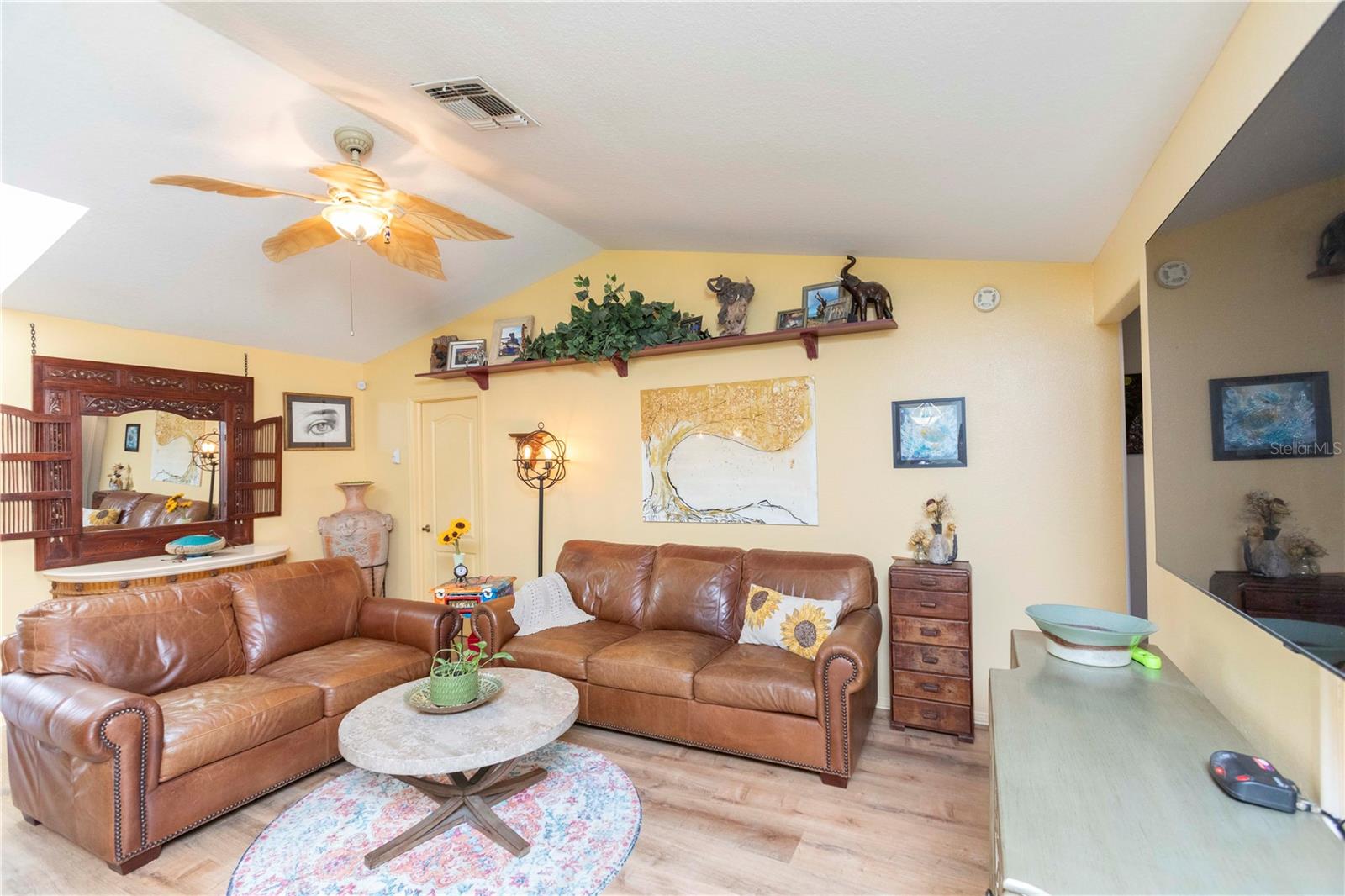 Image 8 of 59 For 5641 Mossberg Drive