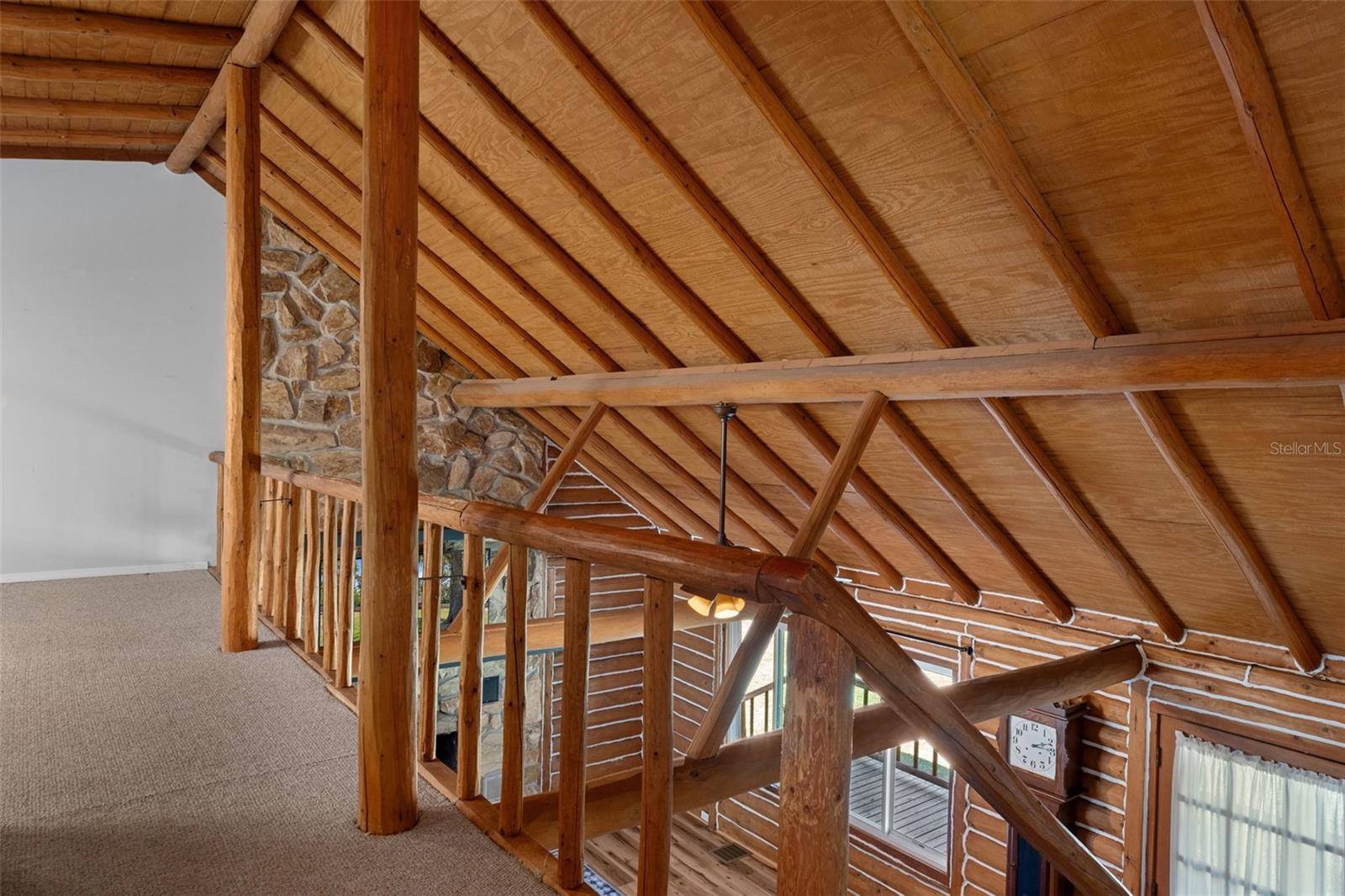 Listing photo id 27 for 5487 Cedar Lane