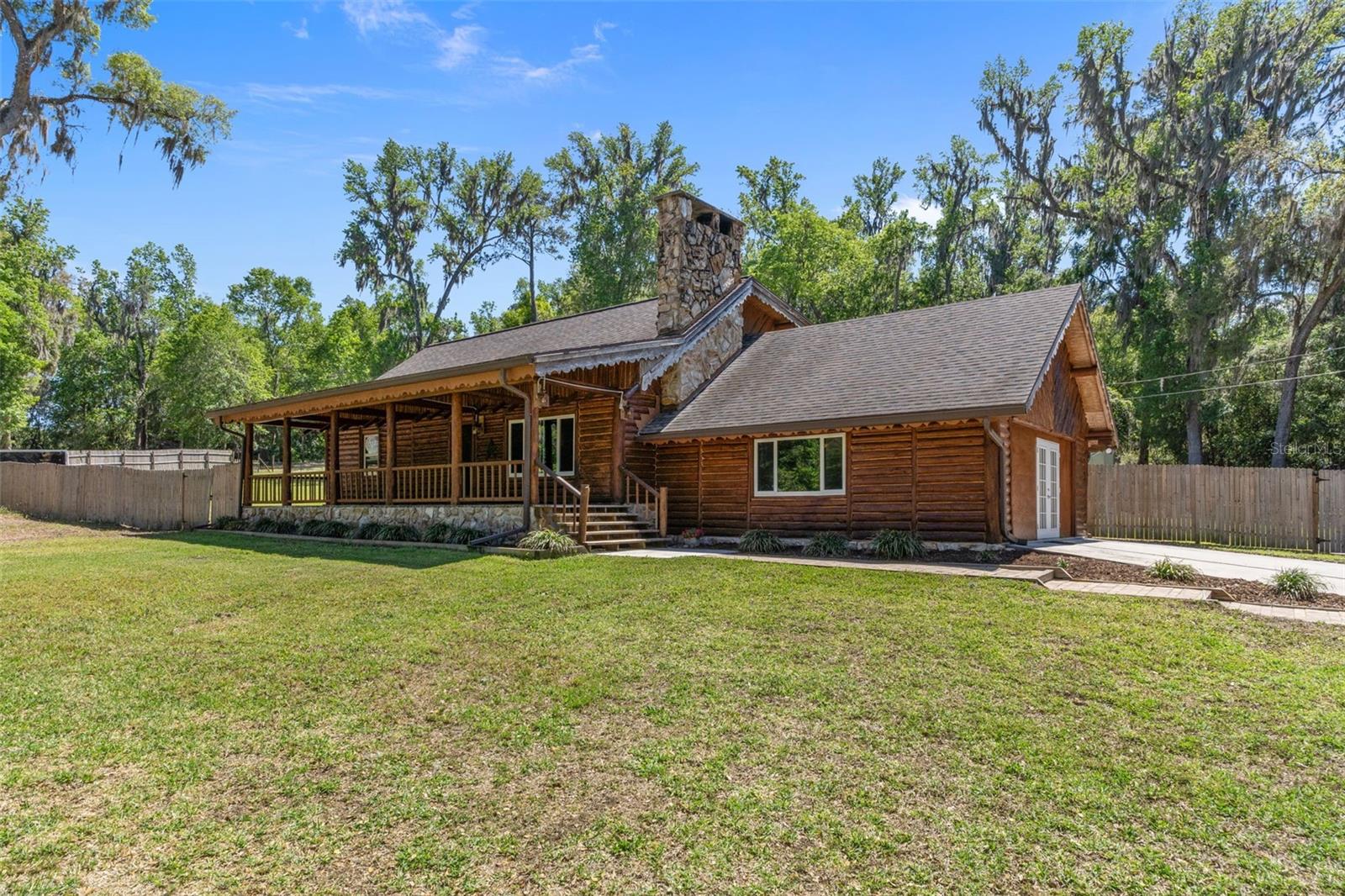 Listing photo id 31 for 5487 Cedar Lane