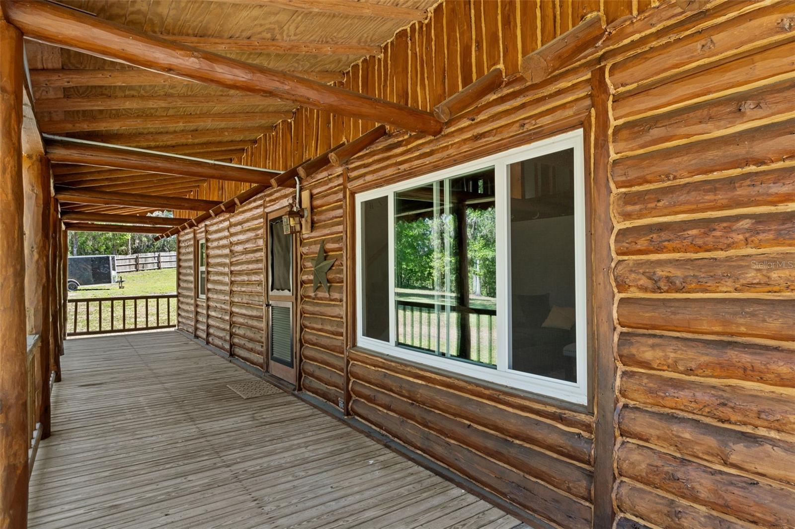 Listing photo id 33 for 5487 Cedar Lane