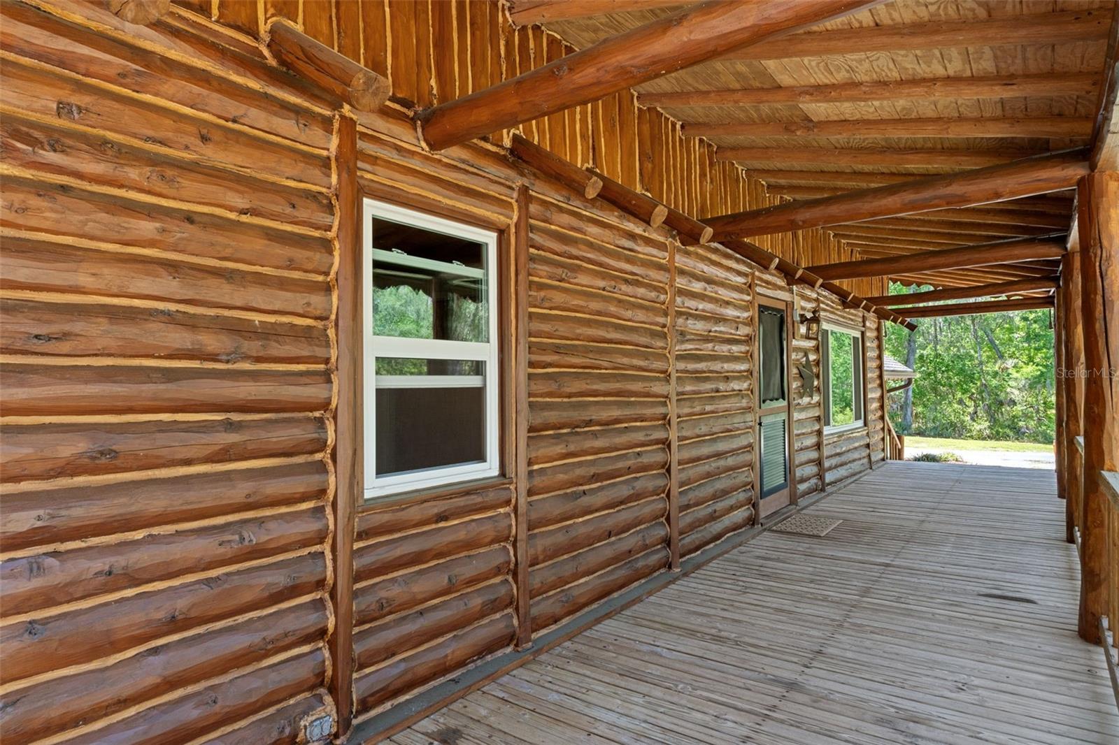 Listing photo id 34 for 5487 Cedar Lane