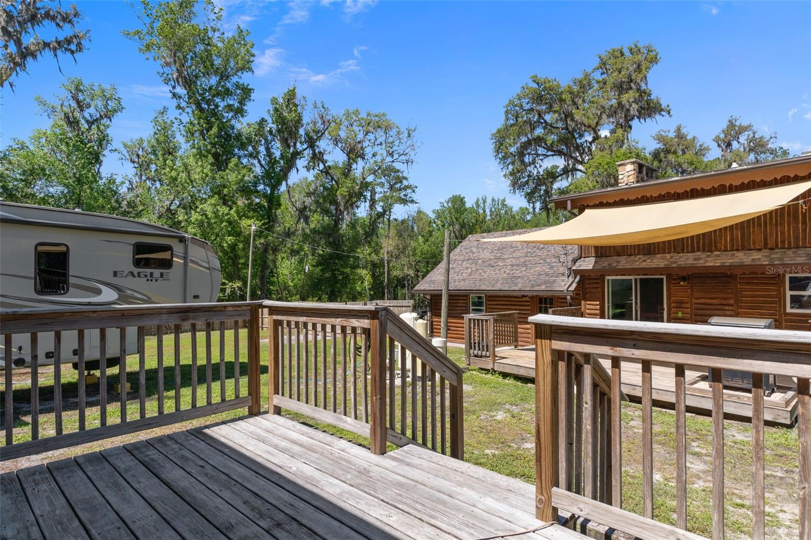 Listing photo id 37 for 5487 Cedar Lane