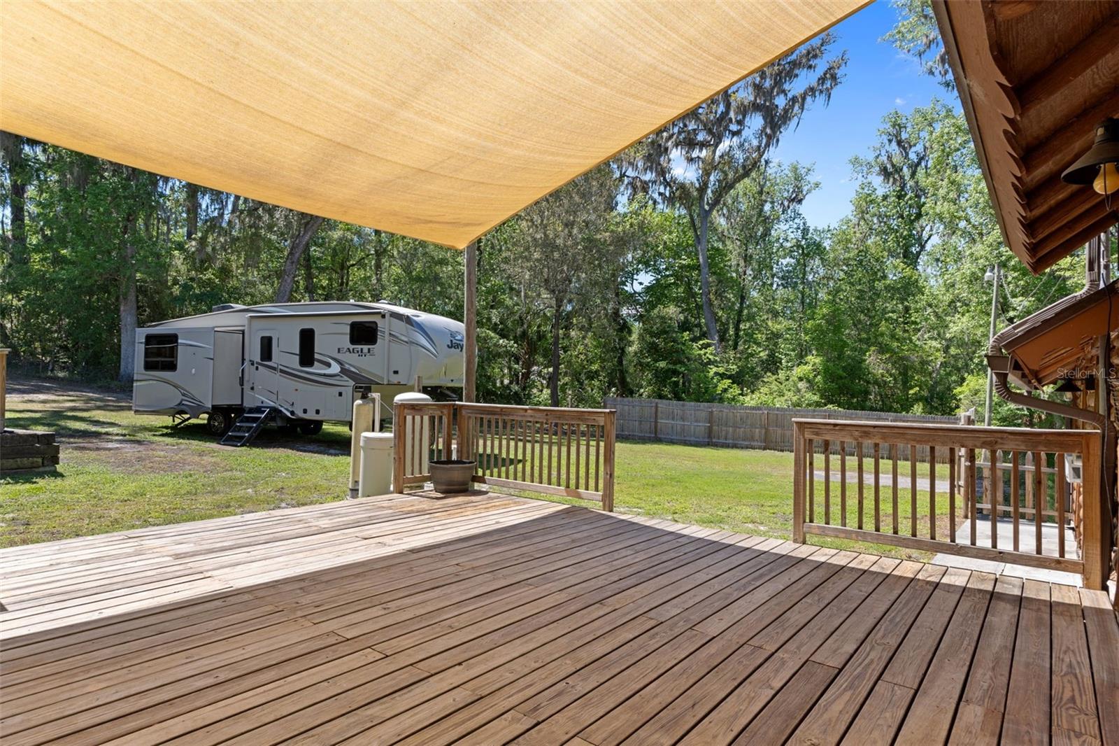 Listing photo id 39 for 5487 Cedar Lane