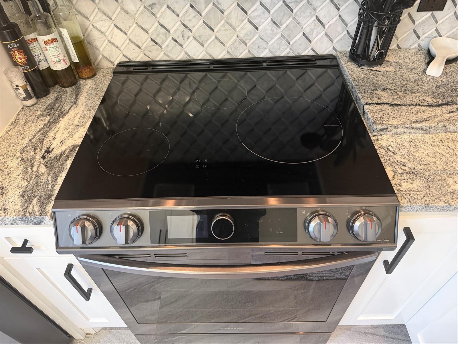 Image 18 of 63 For 6816 Dali Avenue 201