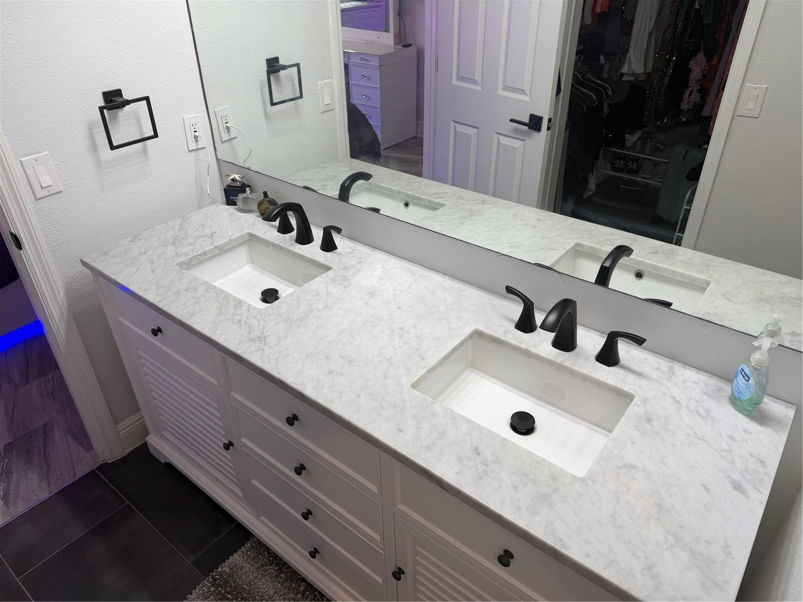 Image 30 of 63 For 6816 Dali Avenue 201