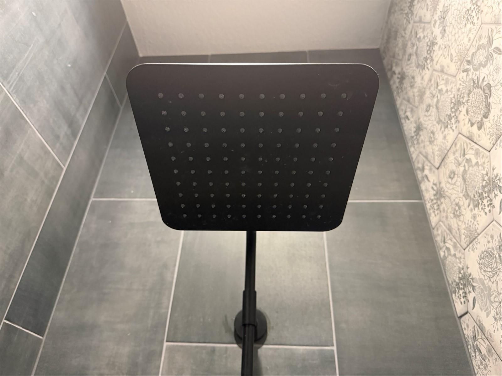 Image 33 of 63 For 6816 Dali Avenue 201