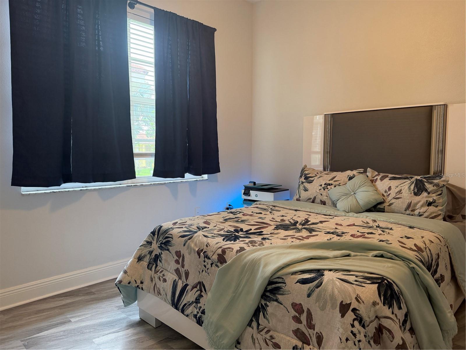 Image 41 of 63 For 6816 Dali Avenue 201