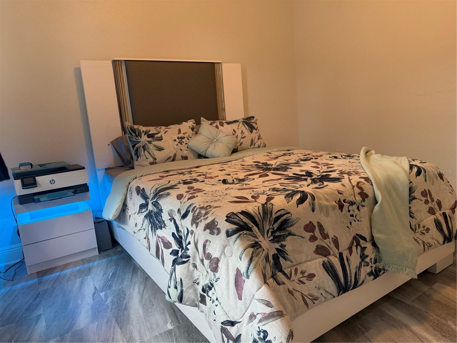 Image 42 of 63 For 6816 Dali Avenue 201