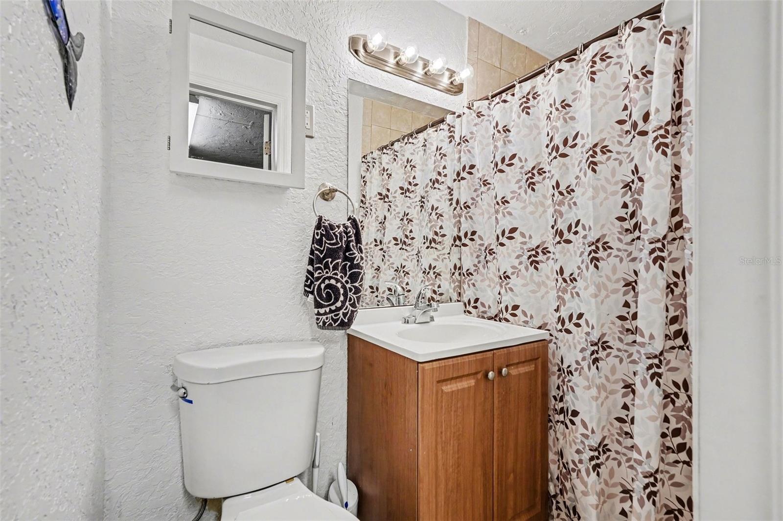 Image 20 of 25 For 5828 1st Avenue